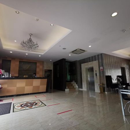 Hotel De Leon II ลาฮัดดาตู ภายนอก รูปภาพ
